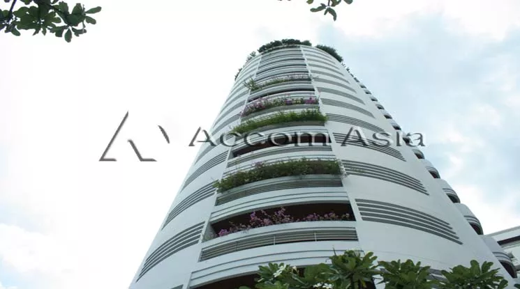  2 br Apartment For Rent in Sukhumvit ,Bangkok BTS Nana at Fully Furnished Suites AA37029