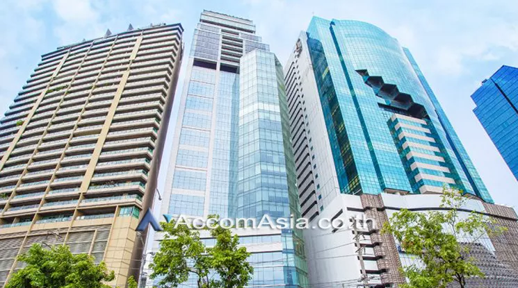  3 Column Tower - Office Space - Ratchadaphisek - Bangkok / Accomasia