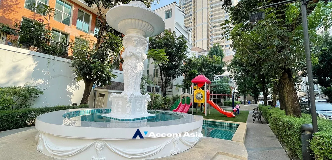  5 br House for rent and sale in Sukhumvit ,Bangkok BTS Thong Lo at Baan Klang Krung Thonglor AA34525