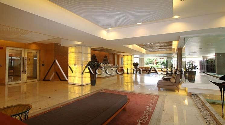  2 br Condominium For Rent in Sathorn ,Bangkok MRT Lumphini at The Lanai Sathorn AA13524