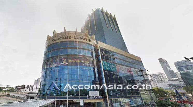 1  Office Space For Rent in Sathorn ,Bangkok MRT Lumphini at Q House Lumpini AA22143