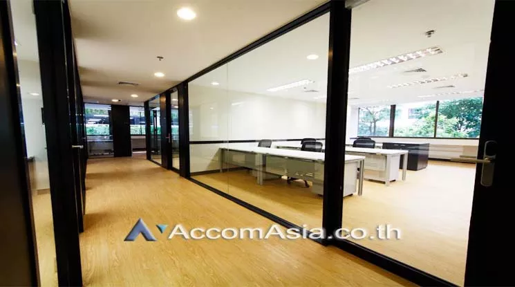 4 Glowfish Service Offices - Office Space - Sukhumvit - Bangkok / Accomasia