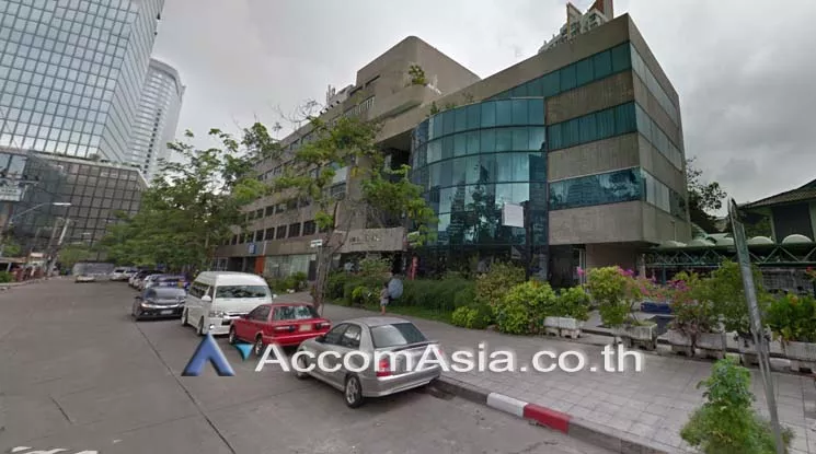  Office Space For Rent in Silom ,Bangkok BTS Chong Nonsi at K.C.C Building AA11226