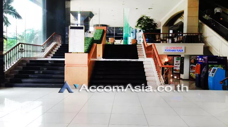  Office Space For Rent in Ratchadapisek ,Bangkok  at Le Concorde Tower AA11522