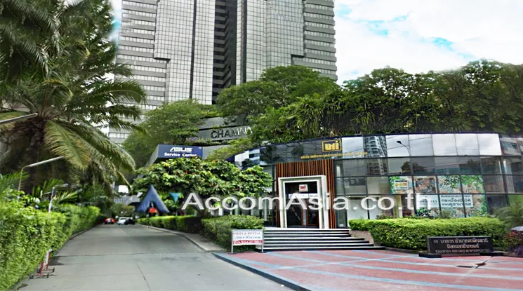  Office Space For Rent in Ratchadapisek ,Bangkok MRT Rama 9 at Chamnan Phenjati Business Center AA23002