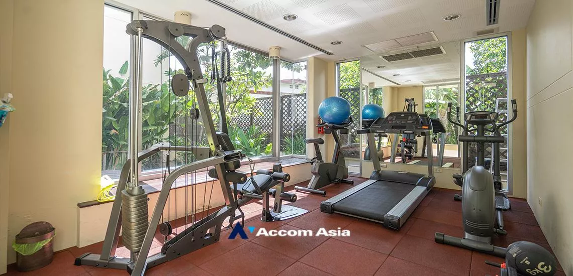  4 br Townhouse for rent and sale in Sathorn ,Bangkok BTS Chong Nonsi - MRT Khlong Toei at The Loft AA27252