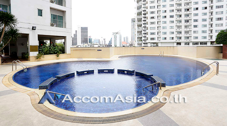  3 br Apartment For Rent in Sukhumvit ,Bangkok BTS Phrom Phong at Perfect for a big family AA28079