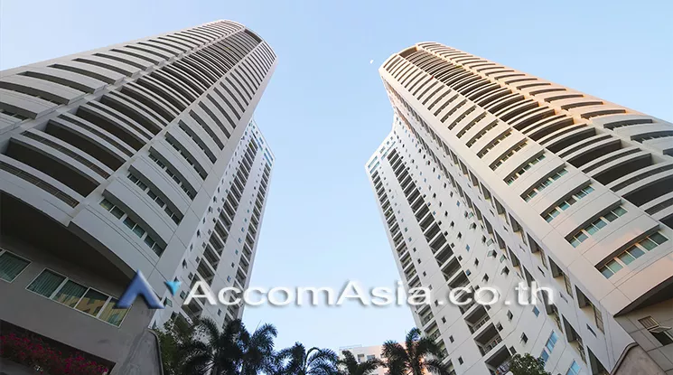  4 br Apartment For Rent in Sukhumvit ,Bangkok BTS Phrom Phong at Perfect for a big family AA11751