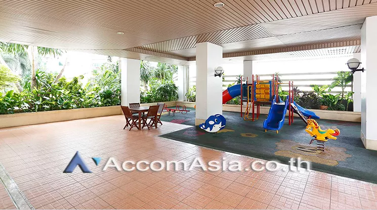  4 br Apartment For Rent in Sukhumvit ,Bangkok BTS Phrom Phong at Perfect for a big family AA26158