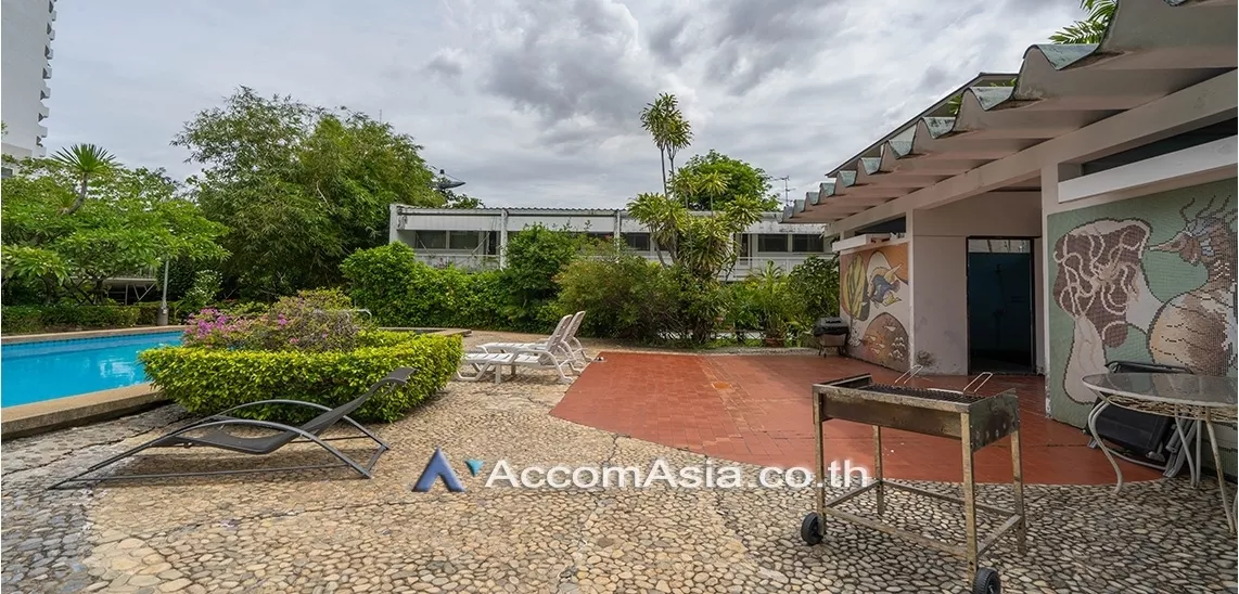  2 Pool and Greenery - Apartment - Yen Akat - Bangkok / Accomasia