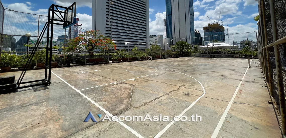 5 br Apartment For Rent in Silom ,Bangkok BTS Chong Nonsi at Simply Life AA20805