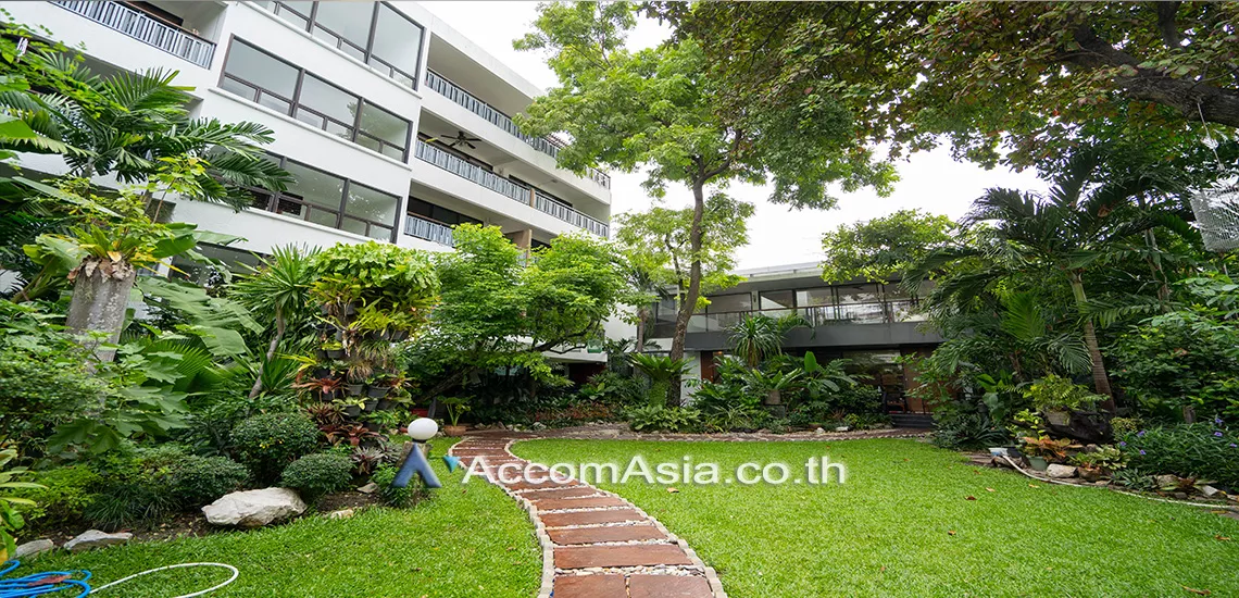  4 br Apartment For Rent in Sathorn ,Bangkok BTS Chong Nonsi at The Lush Greenery Residence AA13767