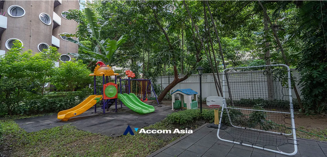  2 br Apartment For Rent in Ploenchit ,Bangkok BTS Ploenchit at Set among tropical atmosphere AA35588
