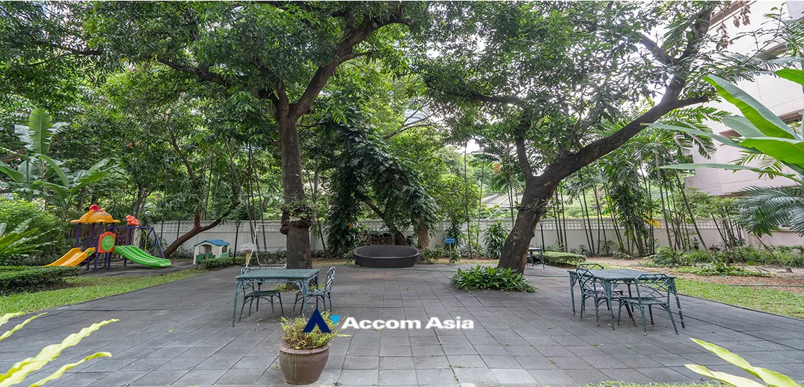  3 br Apartment For Rent in Ploenchit ,Bangkok BTS Ploenchit at Set among tropical atmosphere 10249