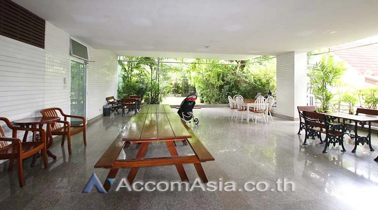 8 Hideaway Living Place - Townhouse - Sukhumvit - Bangkok / Accomasia