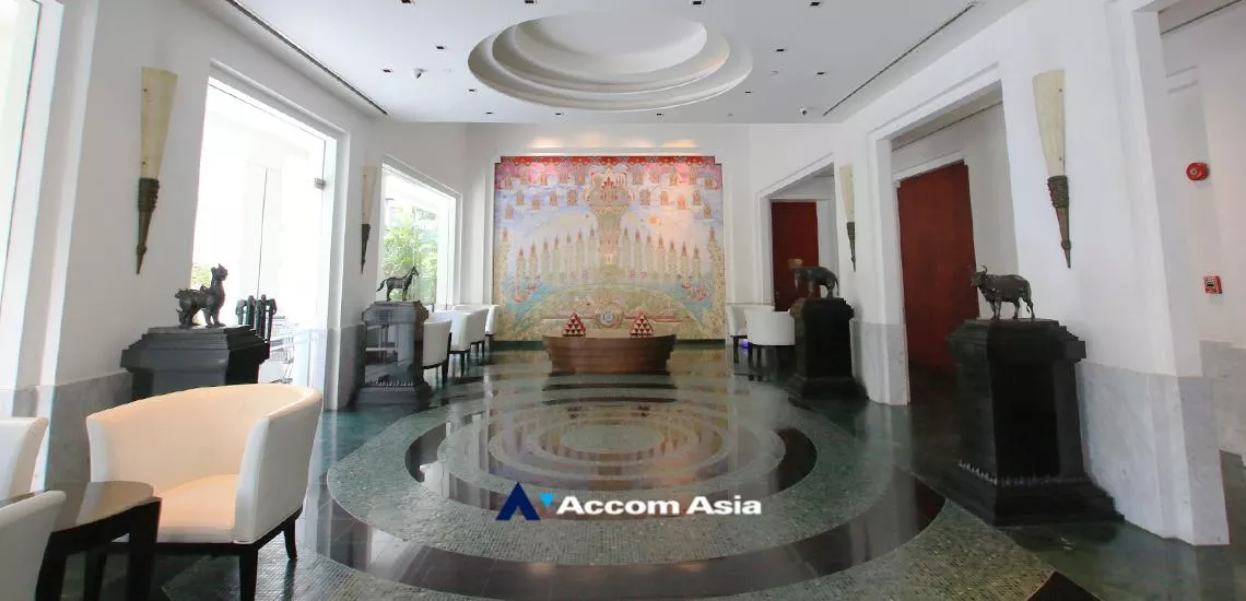  3 br Condominium For Sale in Sukhumvit ,Bangkok BTS Phrom Phong at Le Raffine Sukhumvit 39 AA11099