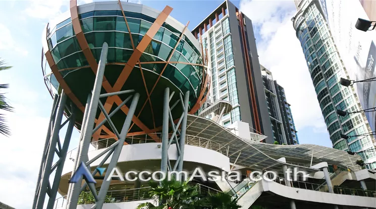  1 W District - Retail / Showroom - Sukhumvit - Bangkok / Accomasia