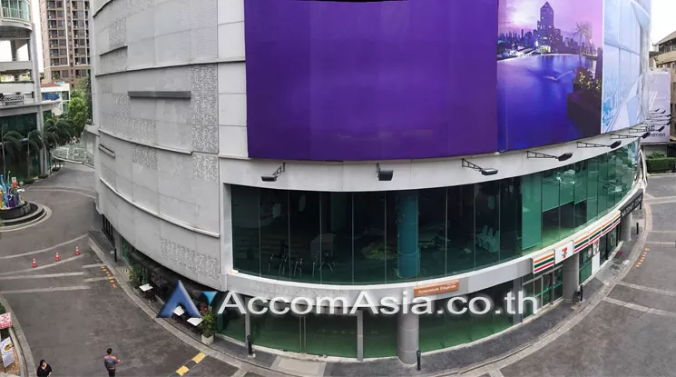 4 W District - Retail / Showroom - Sukhumvit - Bangkok / Accomasia