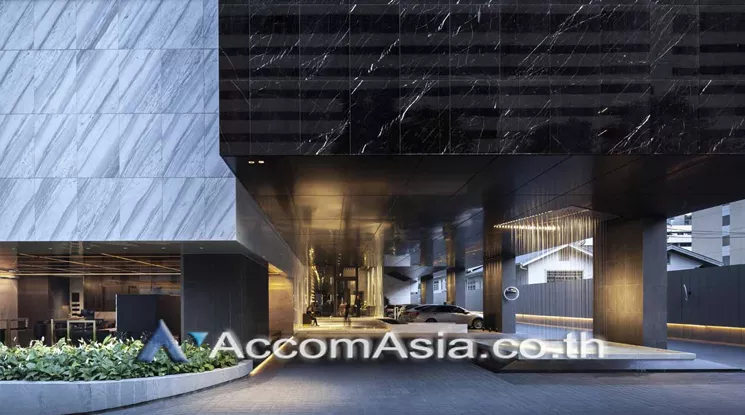  2 br Condominium For Sale in Silom ,Bangkok MRT Lumphini at Saladaeng One AA33962