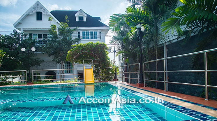  3 br House For Rent in Bangna ,Bangkok BTS Bearing at Fantasia Villa 3  AA29508