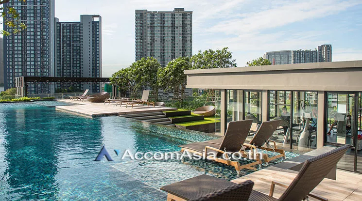  1 br Condominium For Sale in Sukhumvit ,Bangkok BTS On Nut at The Base Park East AA19722