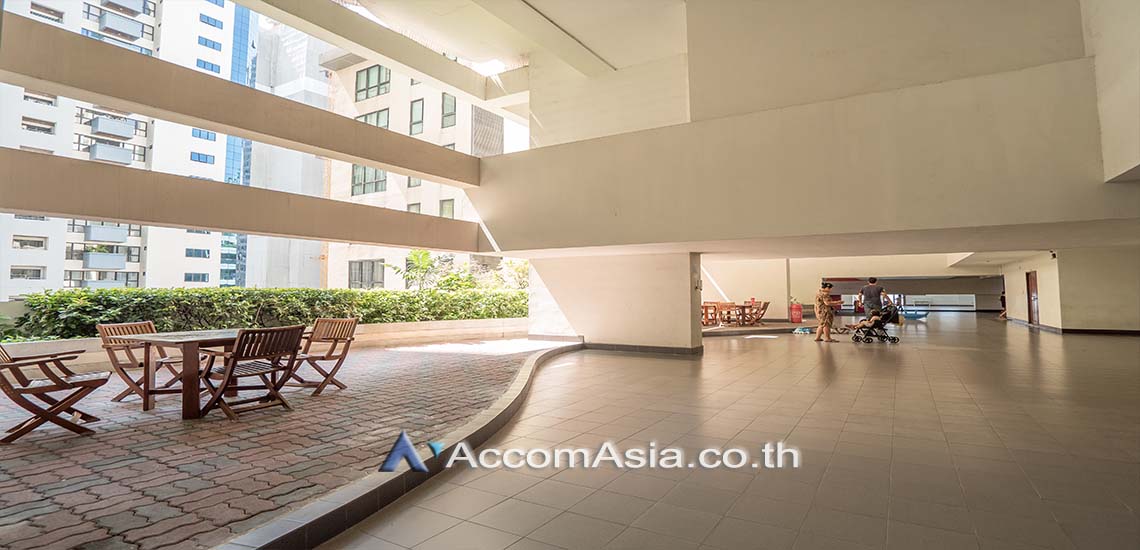  1 Top View - Condominium - Sukhumvit - Bangkok / Accomasia