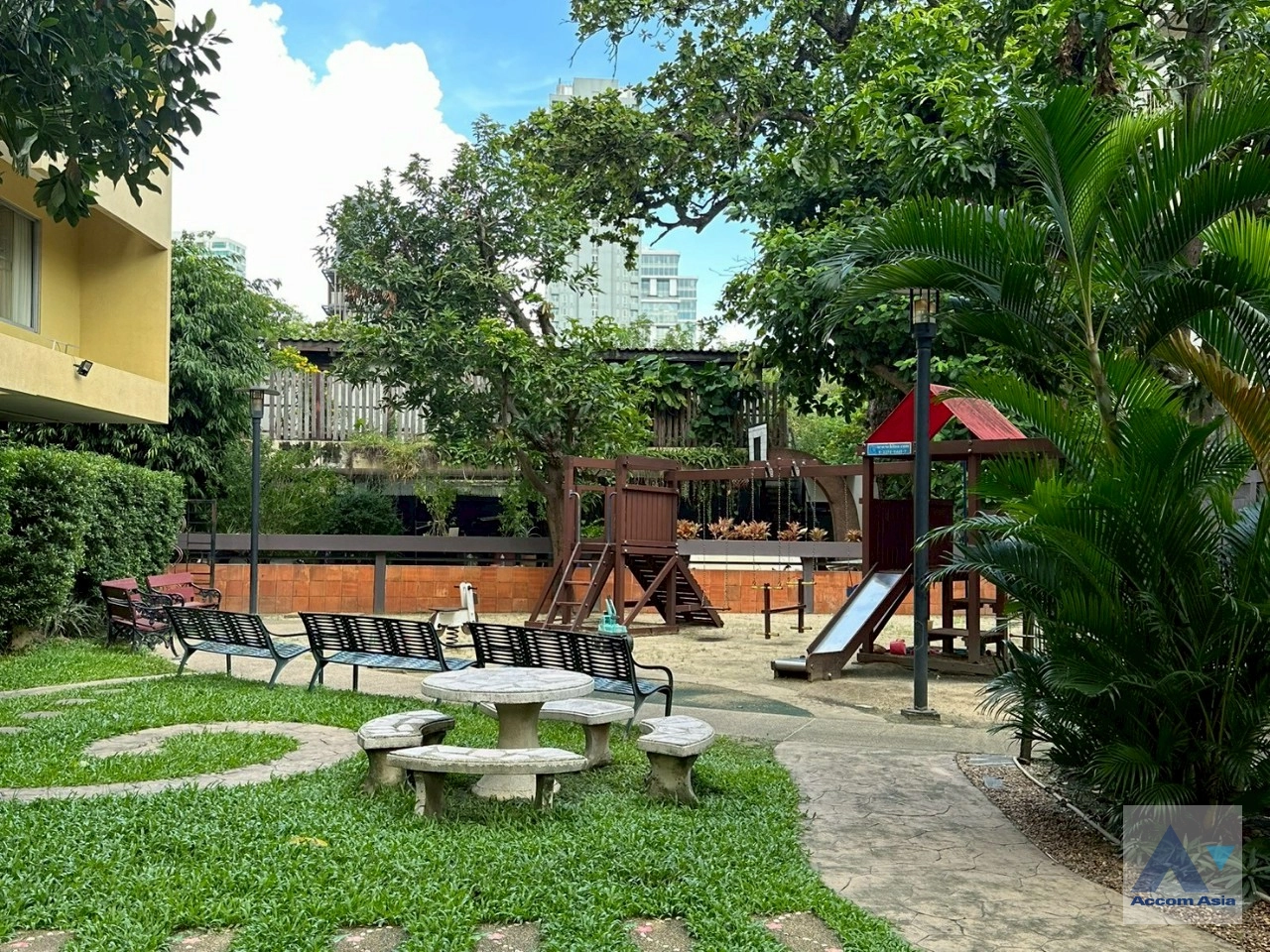  2 br Apartment for rent and sale in Sukhumvit ,Bangkok BTS Thong Lo at Pet-Friendly, Cozy and Serene Serviced Apartment in Thonglor AA45118