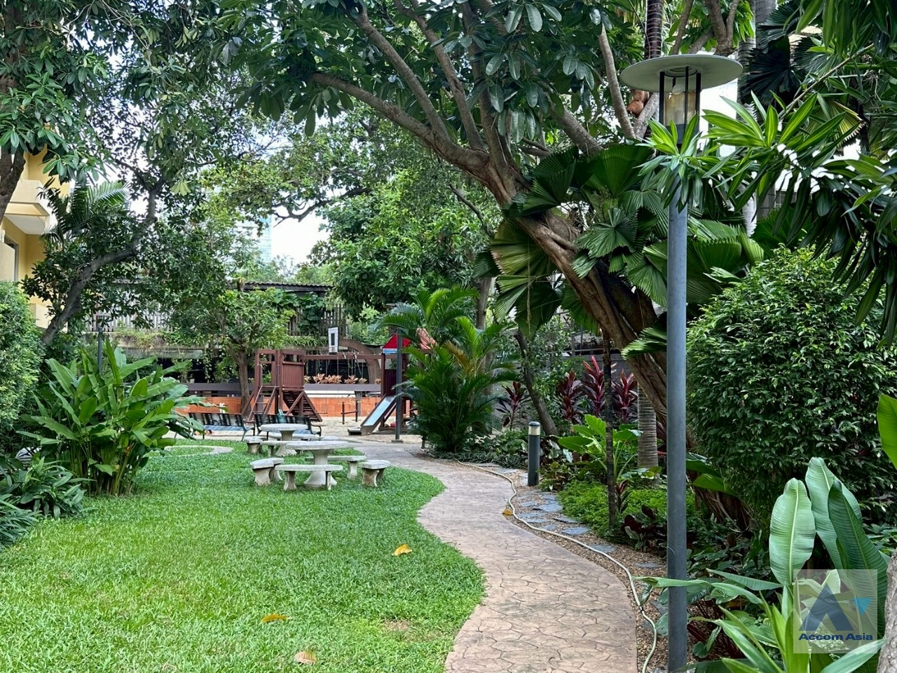  2 br Apartment for rent and sale in Sukhumvit ,Bangkok BTS Thong Lo at Pet-Friendly, Cozy and Serene Serviced Apartment in Thonglor AA45118