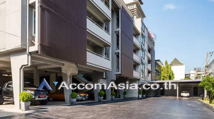  1 Step to Lumpini Park - Apartment - Ruamrudee  - Bangkok / Accomasia