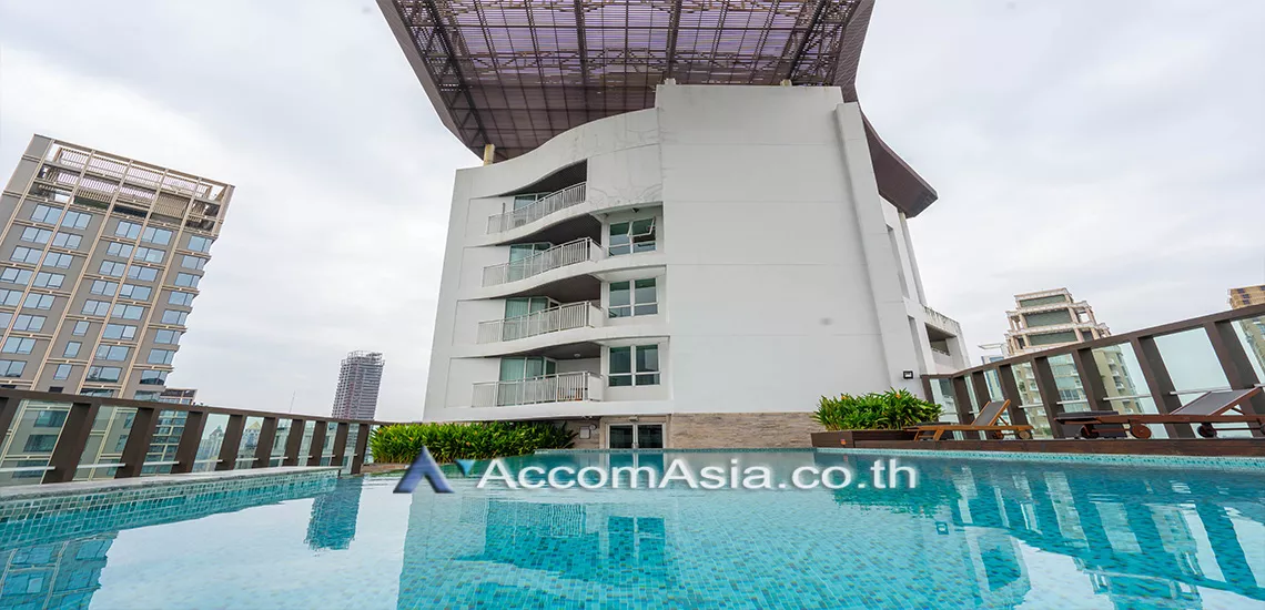  2 br Condominium For Rent in Ploenchit ,Bangkok BTS Chitlom at Urbana Langsuan AA23284