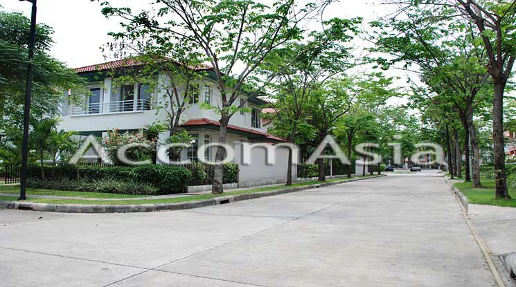  3 br House For Rent in Ratchadapisek ,Bangkok  at Bangkok Villa 13000294