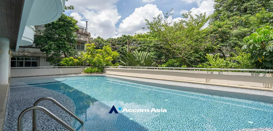  3 br Apartment For Rent in Sukhumvit ,Bangkok BTS Thong Lo at Greenery area in CBD 1413857