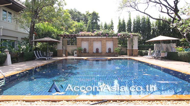  2 Exclusive family compound - House - Sukhumvit - Bangkok / Accomasia