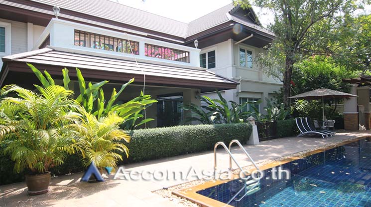  4 br House For Rent in Sukhumvit ,Bangkok BTS Thong Lo at Exclusive family compound 58764