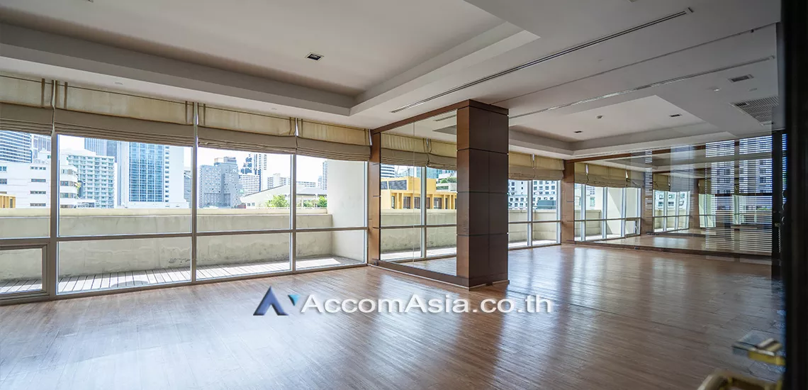  3 br Condominium For Sale in Ploenchit ,Bangkok BTS Ploenchit at Athenee Residence 2311074