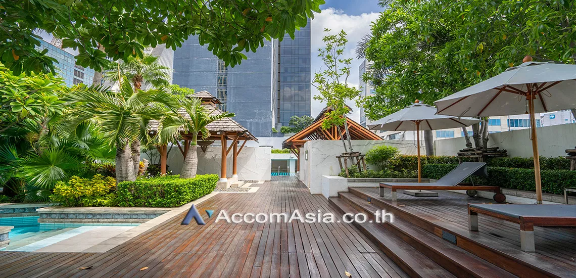  4 br Condominium For Rent in Ploenchit ,Bangkok BTS Ploenchit at Athenee Residence 13002358
