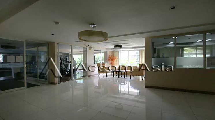  2 br Condominium For Rent in Ploenchit ,Bangkok BTS Ratchadamri at Baan Thanon Sarasin AA17276