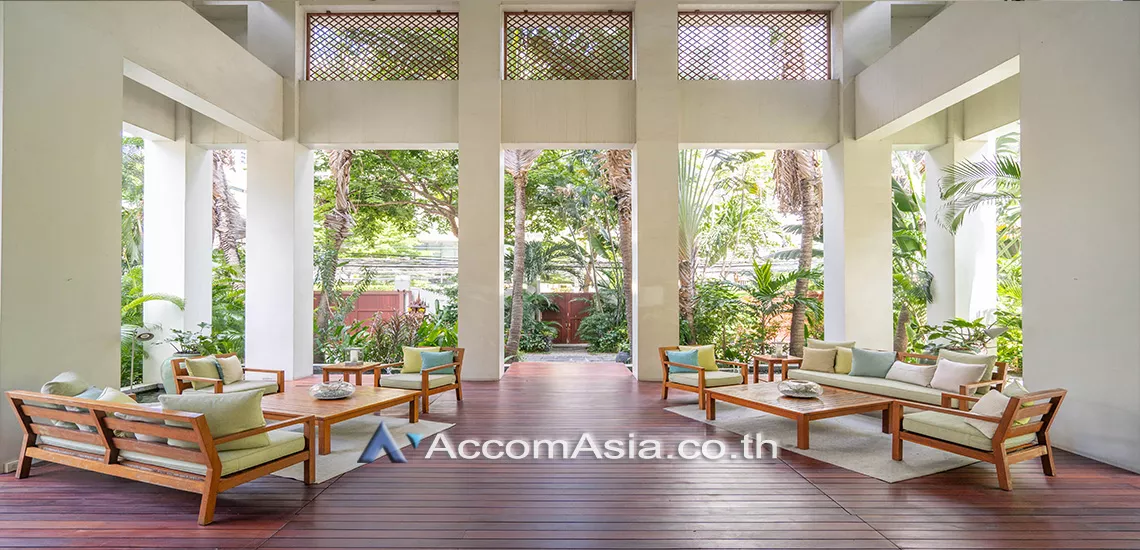  4 br Apartment For Rent in Silom ,Bangkok BTS Surasak at A Unique design and Terrace 1411475