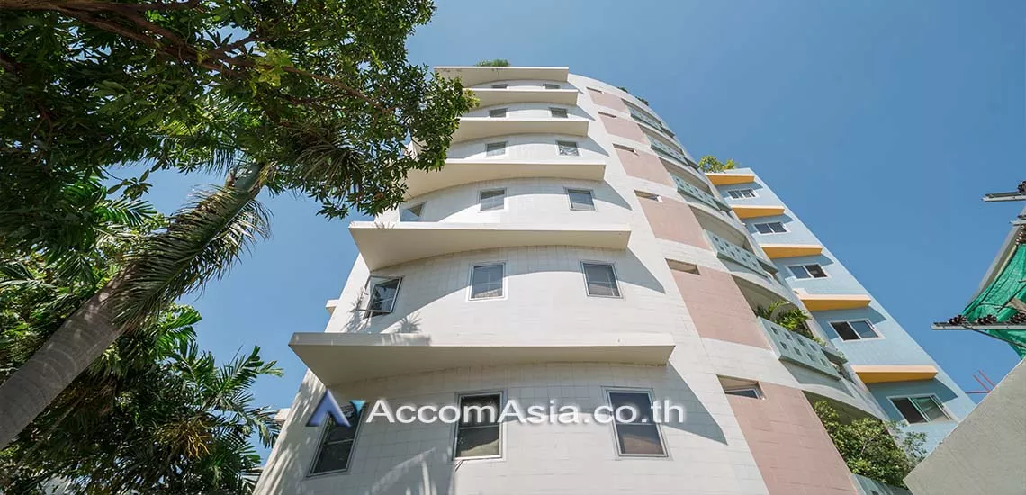  2 Low Rised Building - Apartment - Sathon - Bangkok / Accomasia
