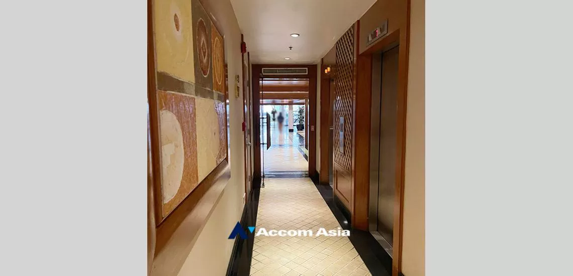  3 br Condominium for rent and sale in Ploenchit ,Bangkok BTS Chitlom at Langsuan Ville AA28744