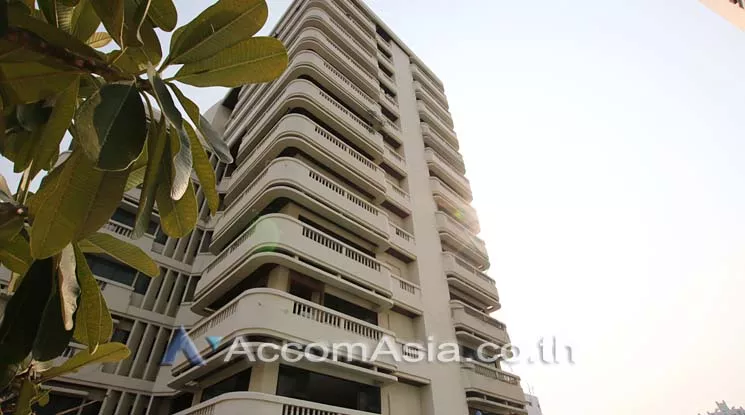  4 br Condominium For Sale in Sukhumvit ,Bangkok BTS Phrom Phong at Mano Tower AA39829
