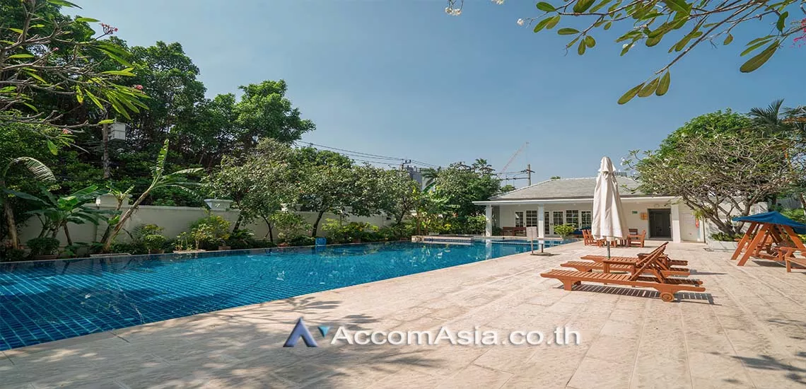  3 br Apartment For Rent in Sathorn ,Bangkok MRT Lumphini at Amazing residential AA39884