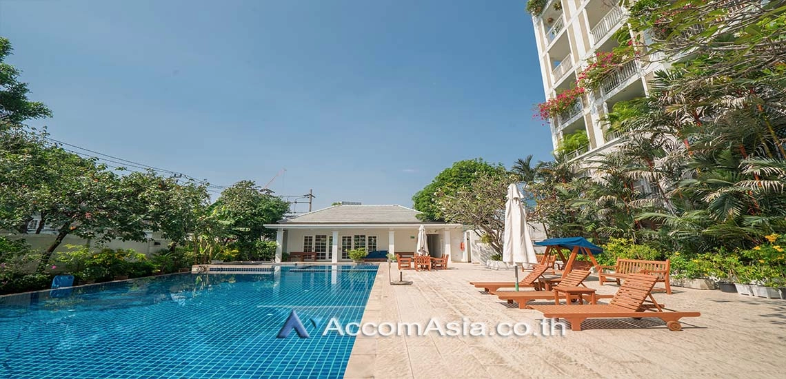  3 br Apartment for rent and sale in Sathorn ,Bangkok MRT Lumphini at Amazing residential AA30883