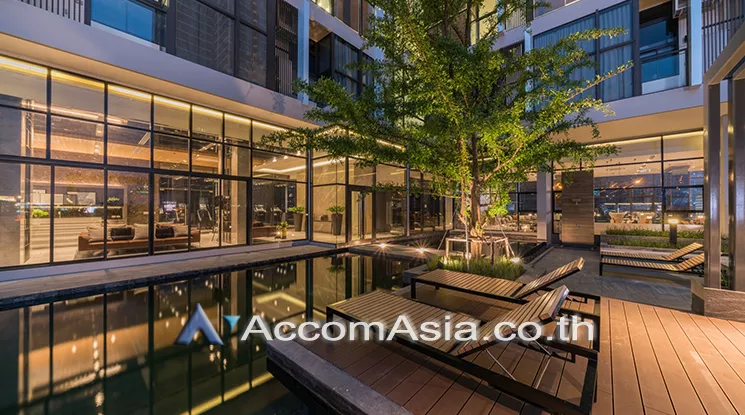  1 br Condominium For Sale in Phaholyothin ,Bangkok MRT Rama 9 - ARL Makkasan at Chewathai Residence Asoke AA35556