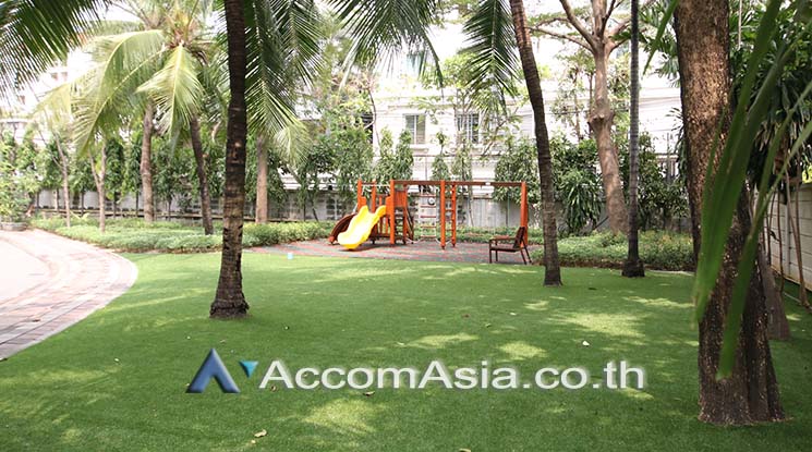  4 br House For Rent in Sukhumvit ,Bangkok BTS Thong Lo at Privacy and Peaceful AA24100