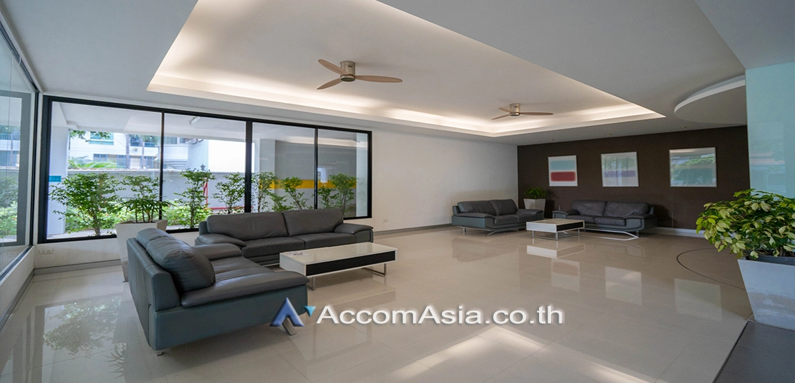  3 br Condominium For Rent in Sukhumvit ,Bangkok BTS Ekkamai at Regent On The Park 2 AA25565