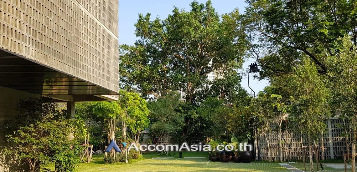  5 br Condominium For Sale in Sathorn ,Bangkok BTS Chong Nonsi - BRT Thanon Chan at Windshell Naradhiwas AA39264