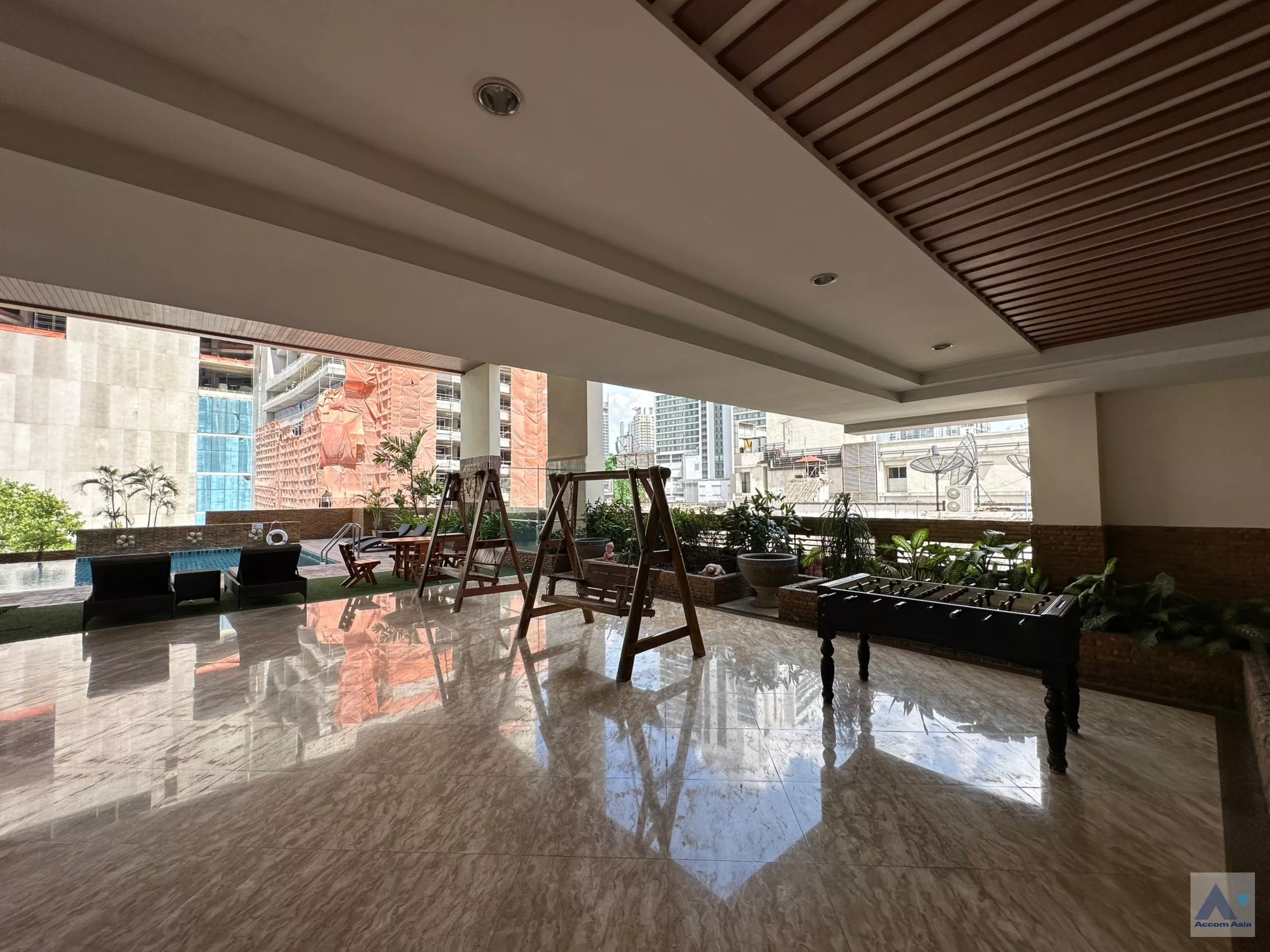  3 br Apartment For Rent in Sukhumvit ,Bangkok BTS Phrom Phong at High-quality facility AA25029