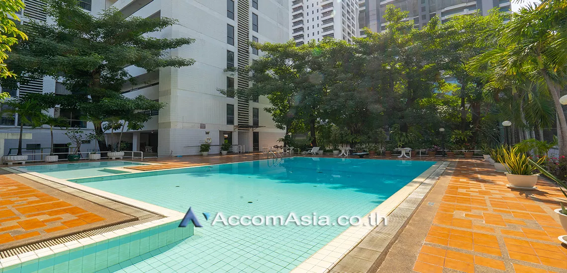  2 br Apartment For Rent in Sukhumvit ,Bangkok BTS Phrom Phong at Suite For Family AA20656