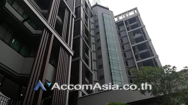  1 Retail Space for RENT - Retail / Showroom - Sukhumvit - Bangkok / Accomasia